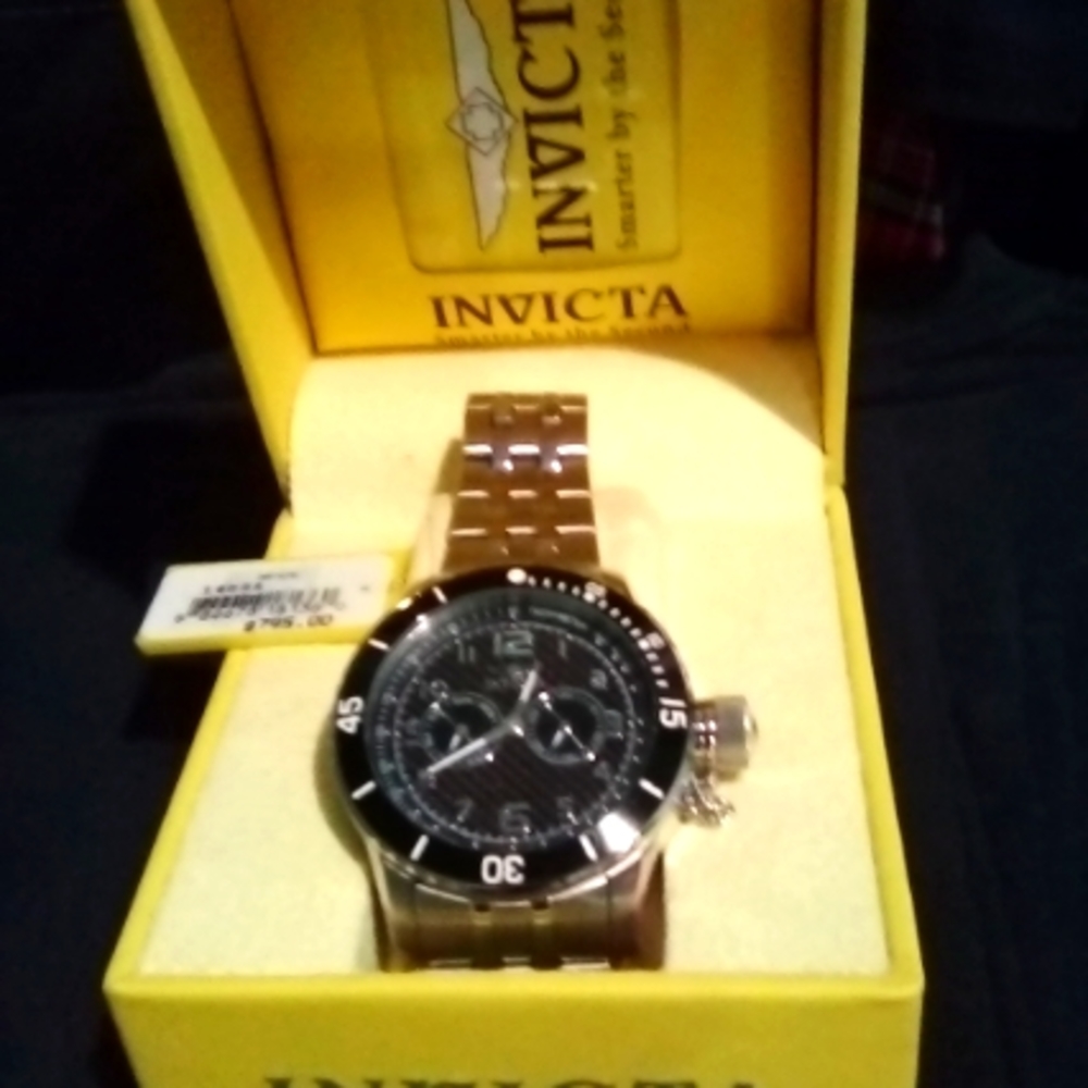 Invicta Model 14886 Watch